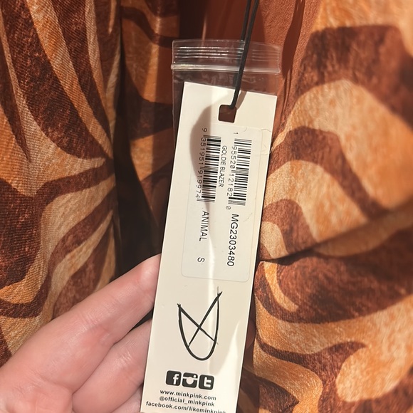 Mink Pink Goldie Blazer - Picture 4 of 4